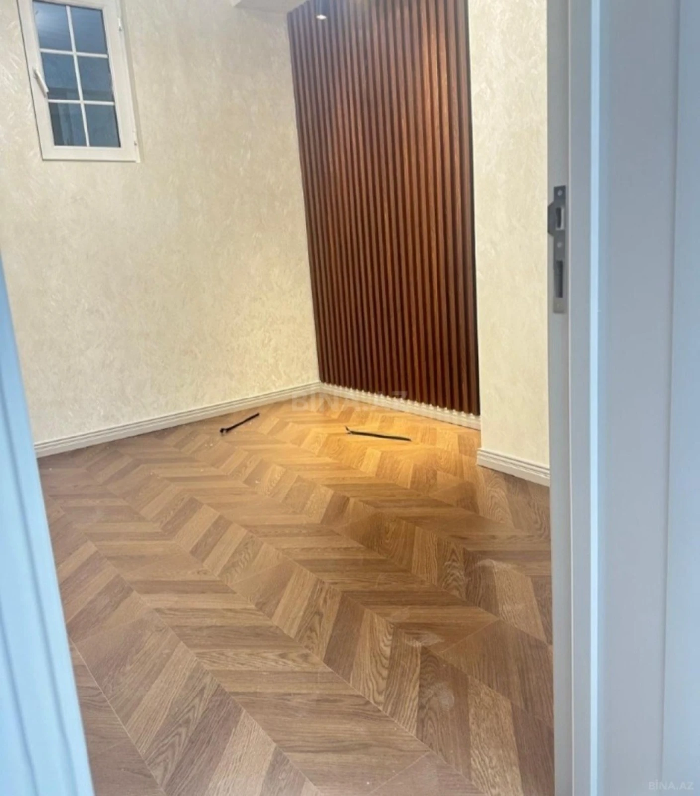 Satılır 2 otaqlı mənzil 63 m²