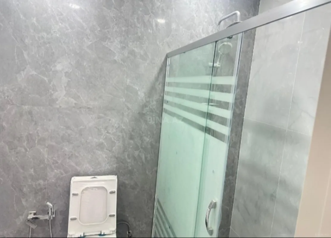 Satılır 2 otaqlı mənzil 63 m²