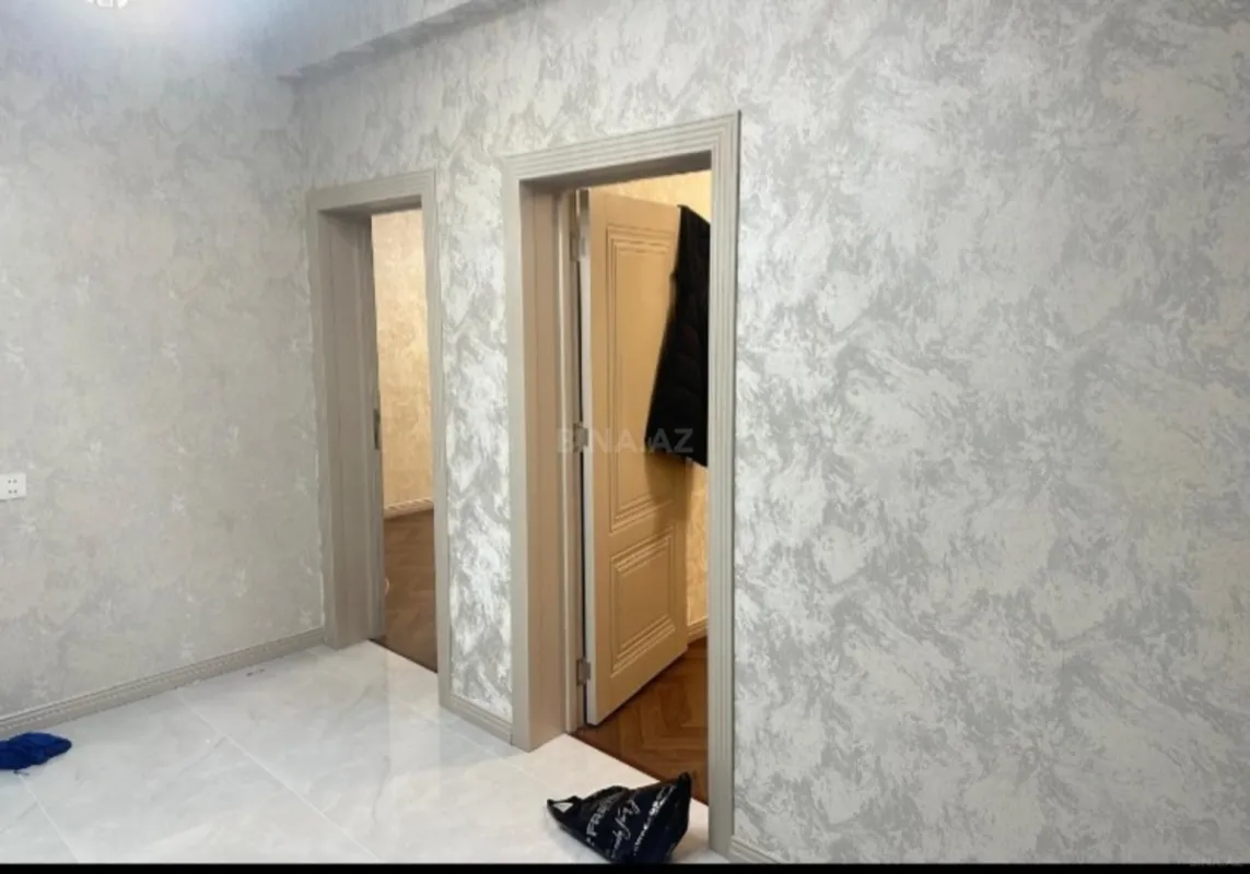Satılır 2 otaqlı mənzil 63 m²