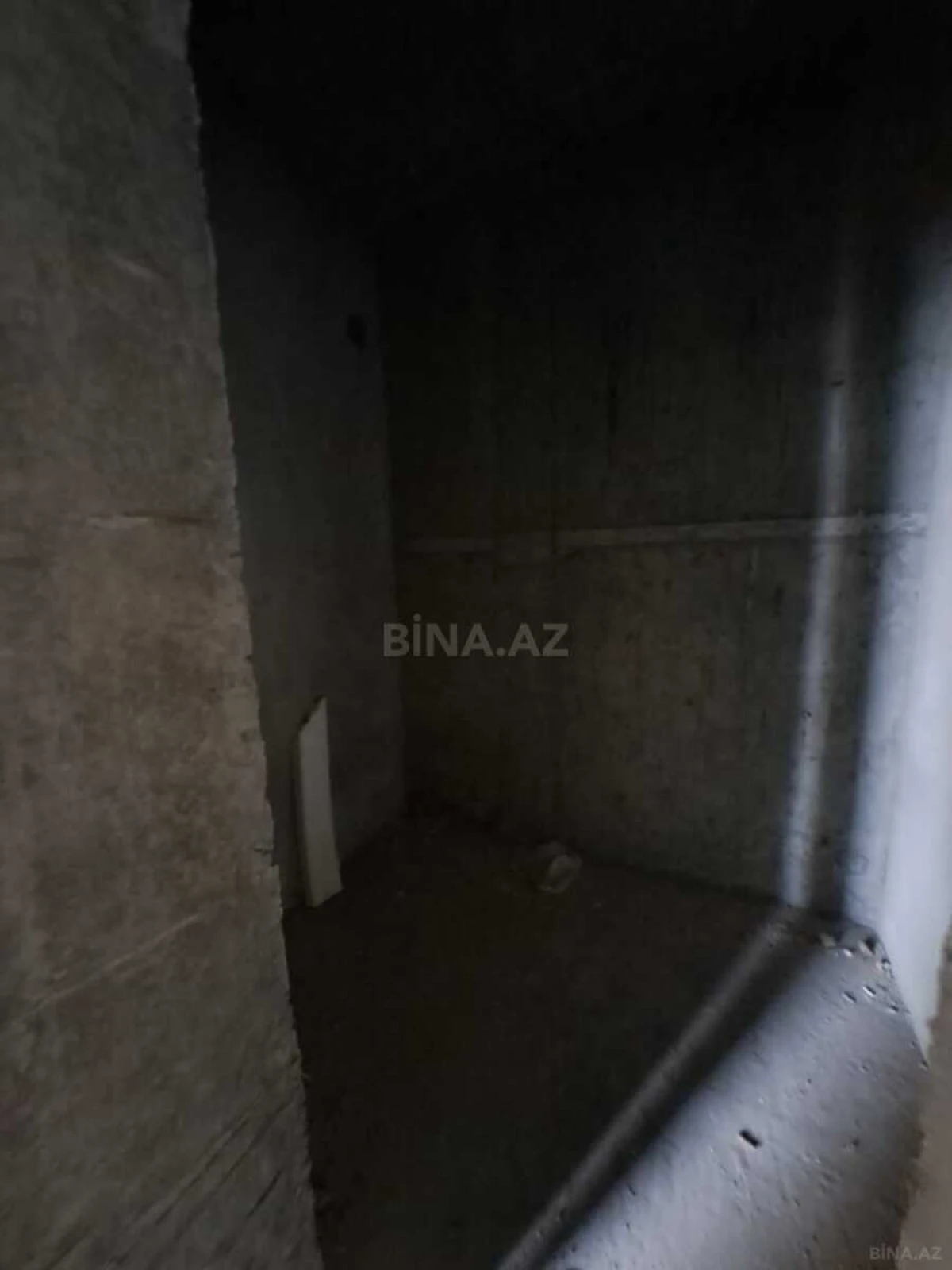 Satılır 2 otaqlı mənzil 70 m²