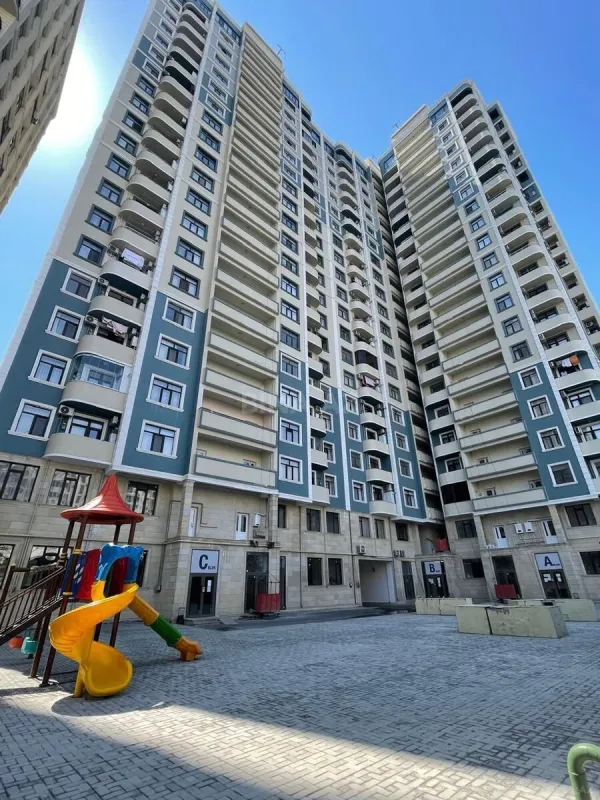 Satılır 2 otaqlı mənzil 70 m²