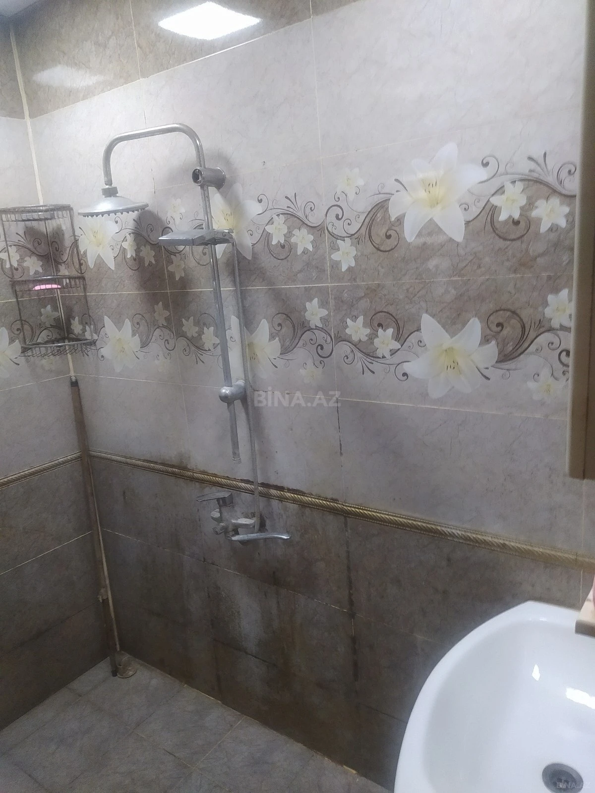 Kirayə verilir 3 otaqlı mənzil 95 m²