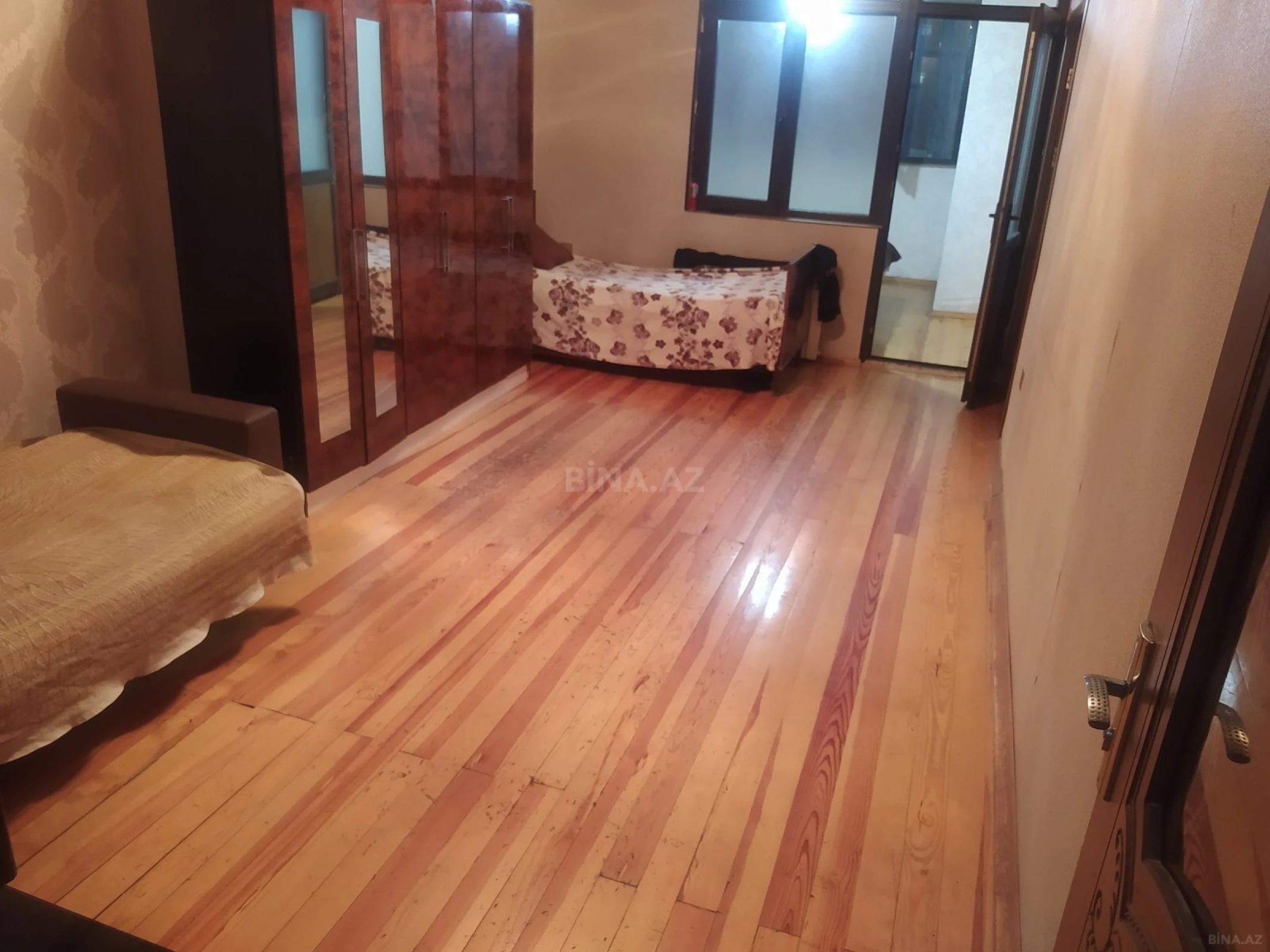 Kirayə verilir 3 otaqlı mənzil 95 m²