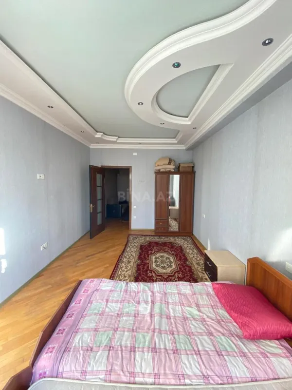 Kirayə verilir 3 otaqlı mənzil 80 m²