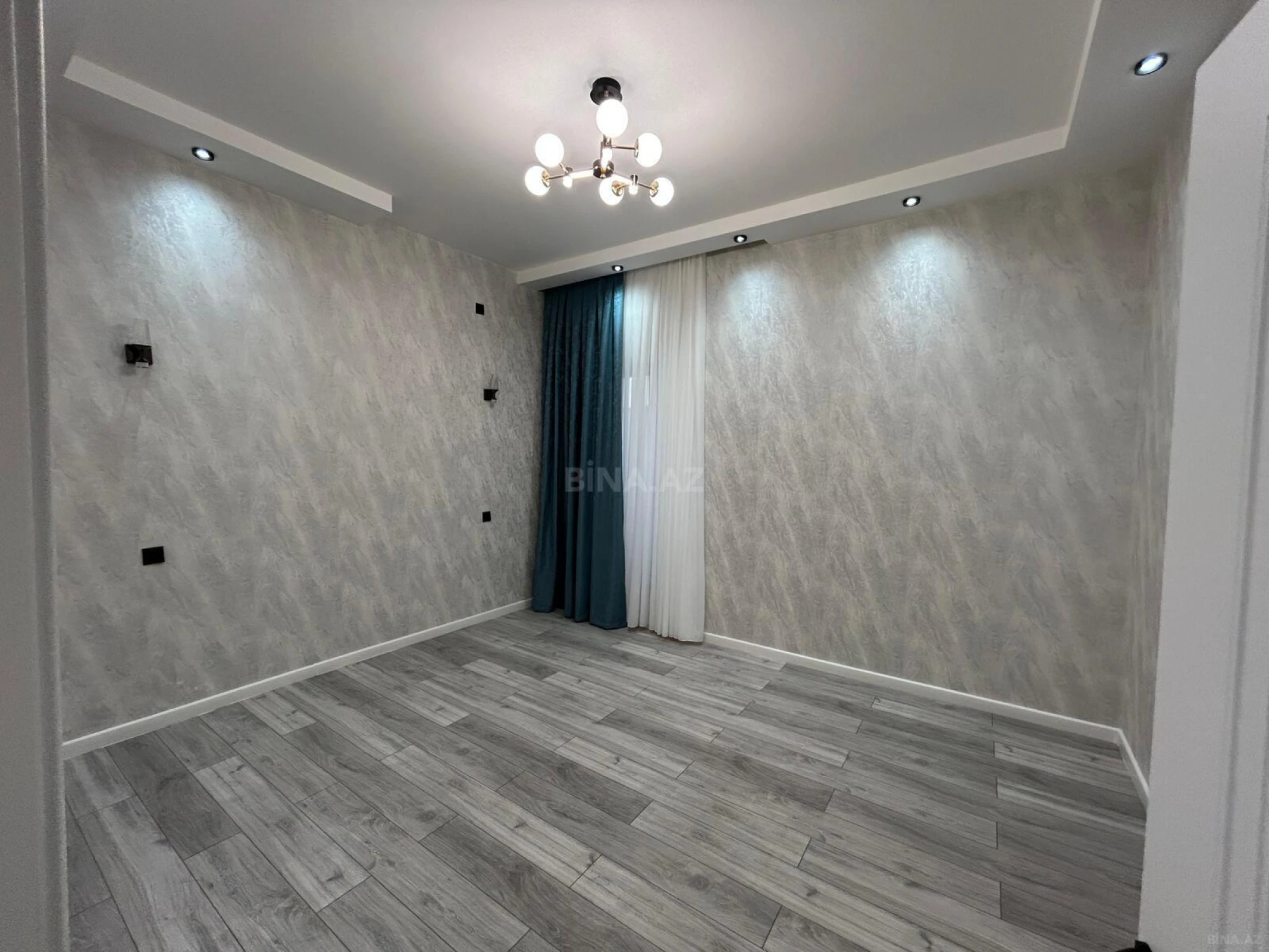 Satılır 5 otaqlı həyət evi 155 m²