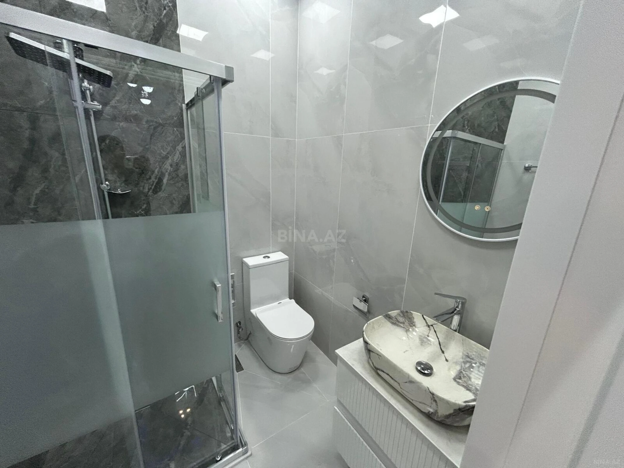 Satılır 5 otaqlı həyət evi 155 m²