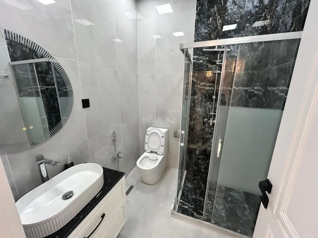 Satılır 5 otaqlı həyət evi 155 m²