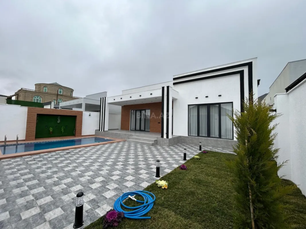 Satılır 5 otaqlı həyət evi 155 m²