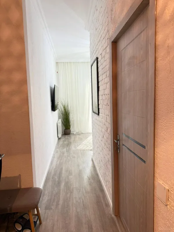 Satılır 2 otaqlı mənzil 45 m²