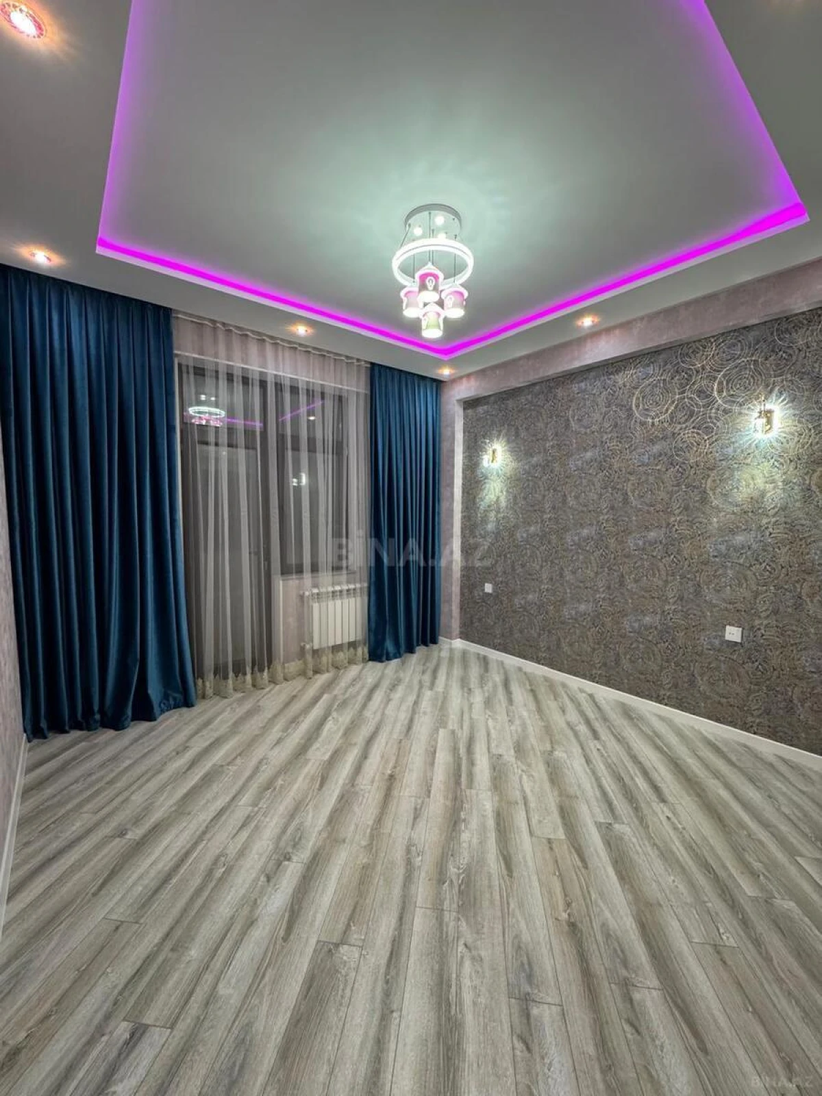 Satılır 2 otaqlı mənzil 68 m²