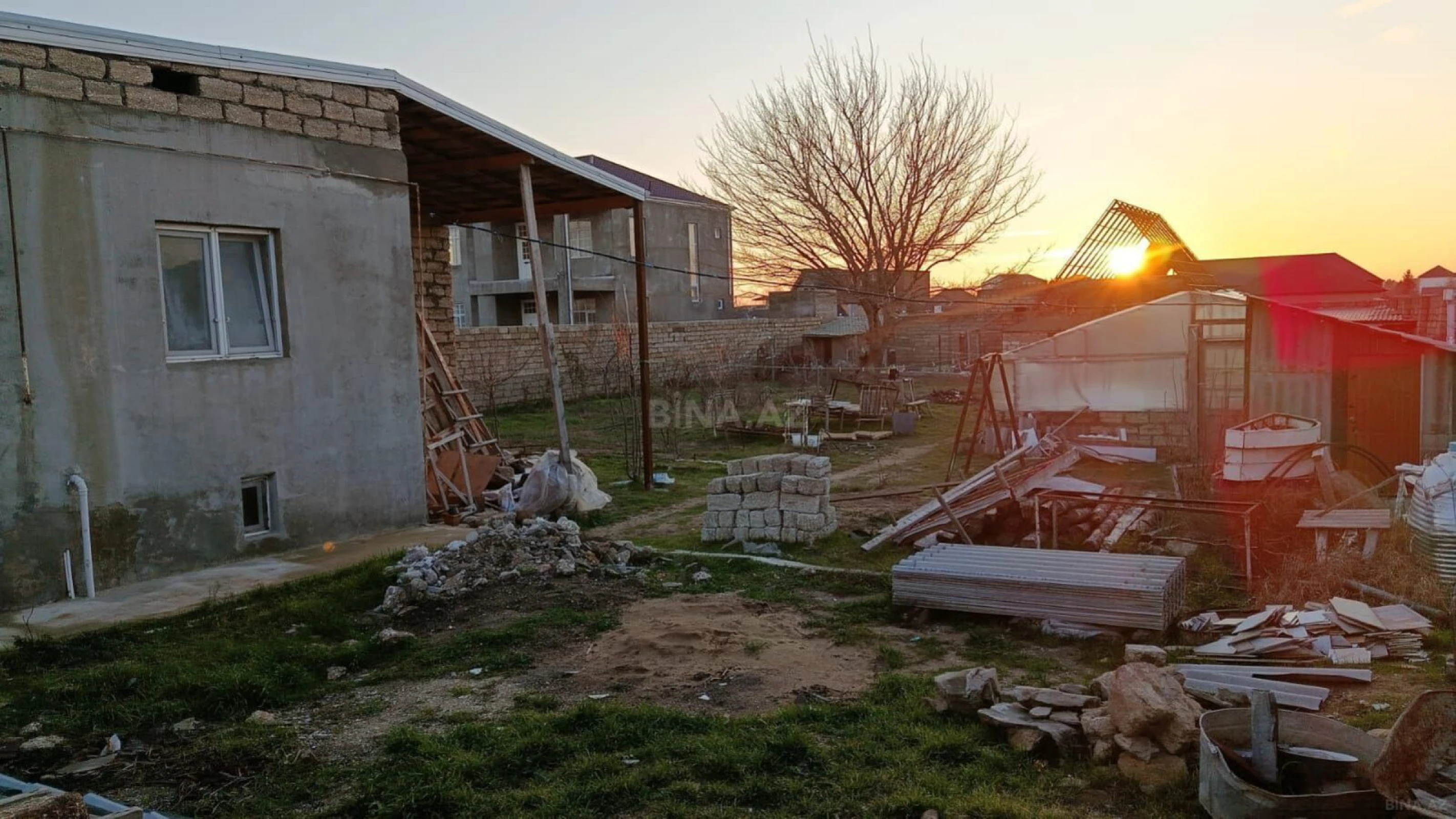 Satılır torpaq sahəsi 12 m²