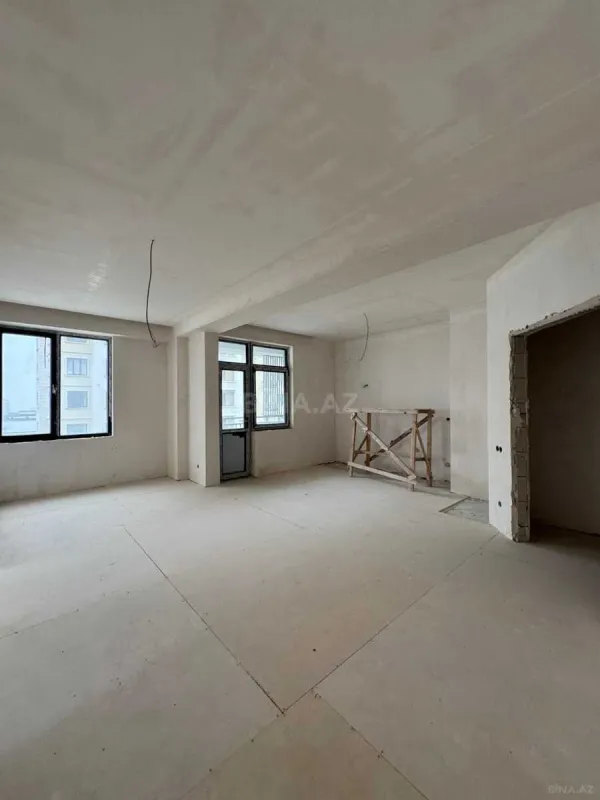 Satılır 3 otaqlı mənzil 81 m²