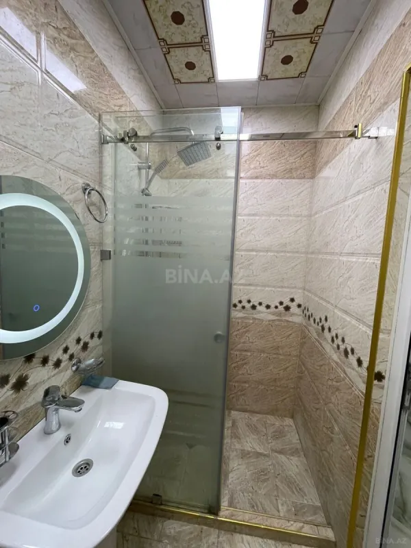 Kirayə verilir 2 otaqlı mənzil 70 m²