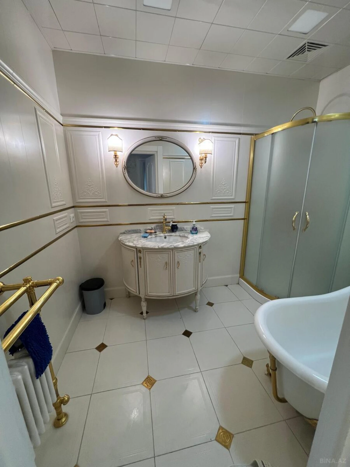 Kirayə verilir 3 otaqlı mənzil 170 m²