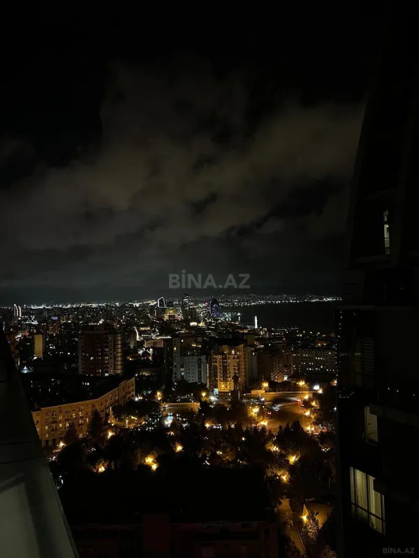 Kirayə verilir 3 otaqlı mənzil 170 m²