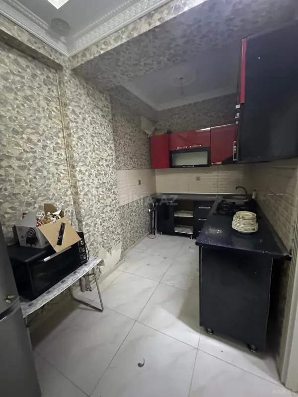 Kirayə verilir 2 otaqlı mənzil 74 m²