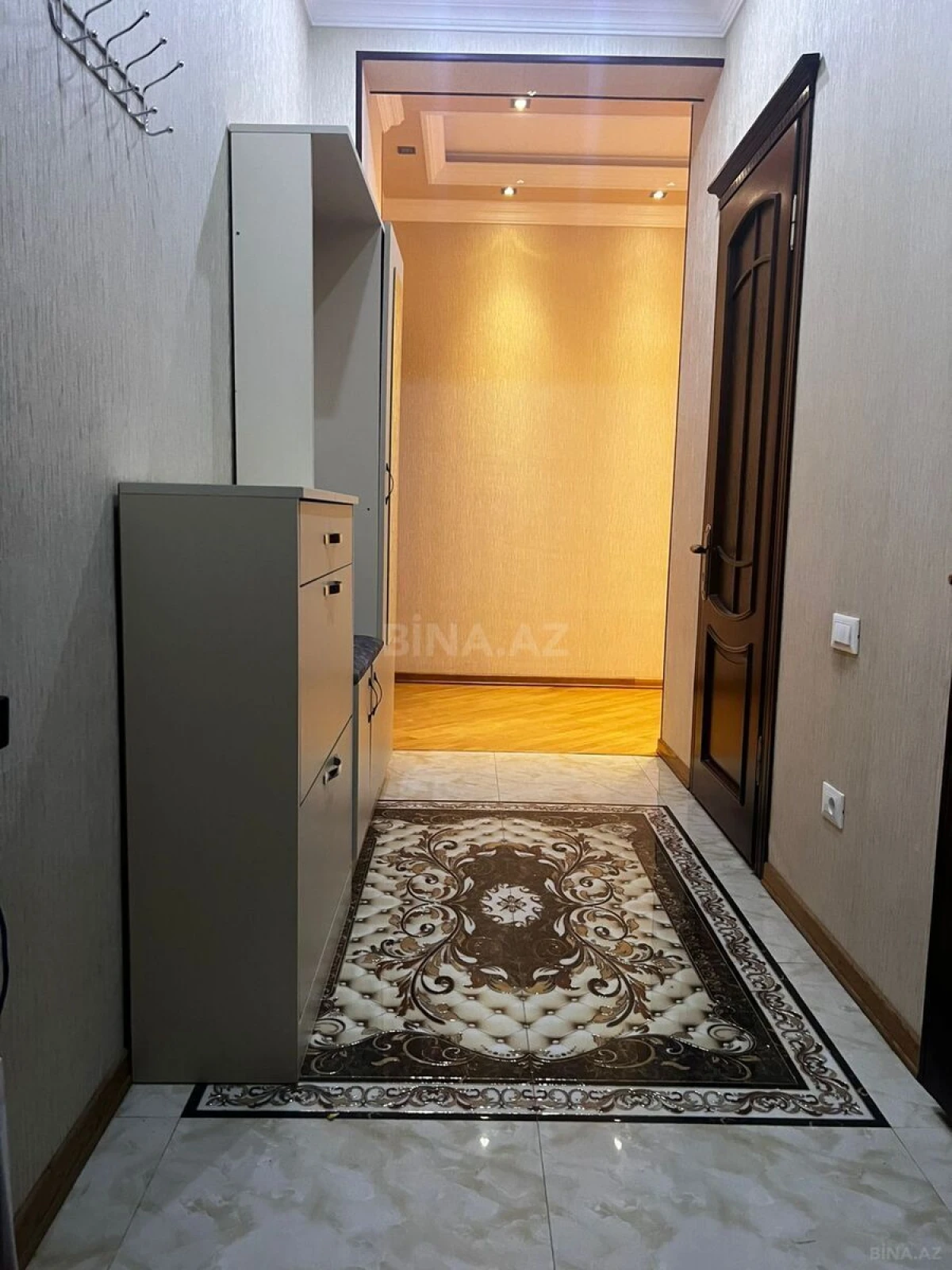 Kirayə verilir 3 otaqlı mənzil 120 m²