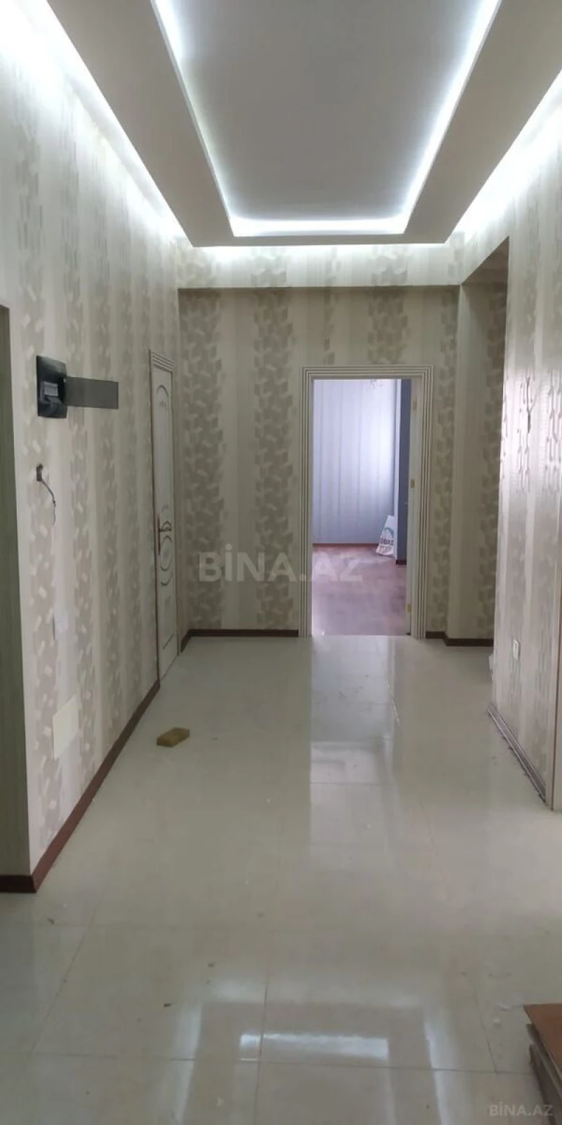 Kirayə verilir 3 otaqlı mənzil 140 m²