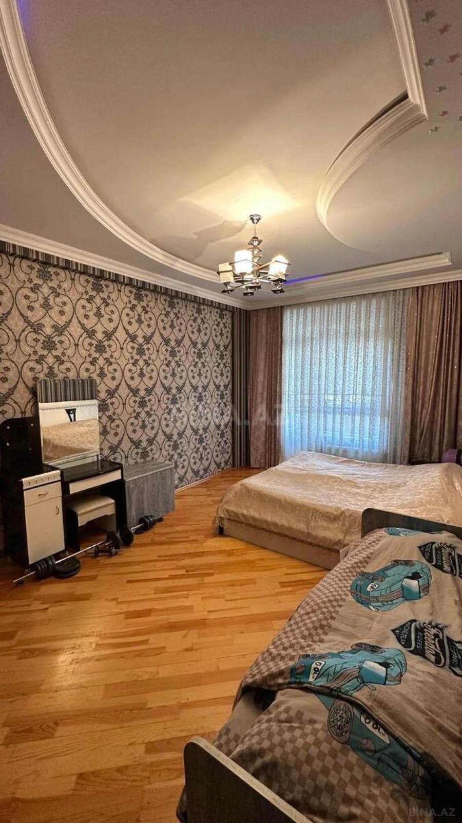Satılır 3 otaqlı mənzil 90 m²