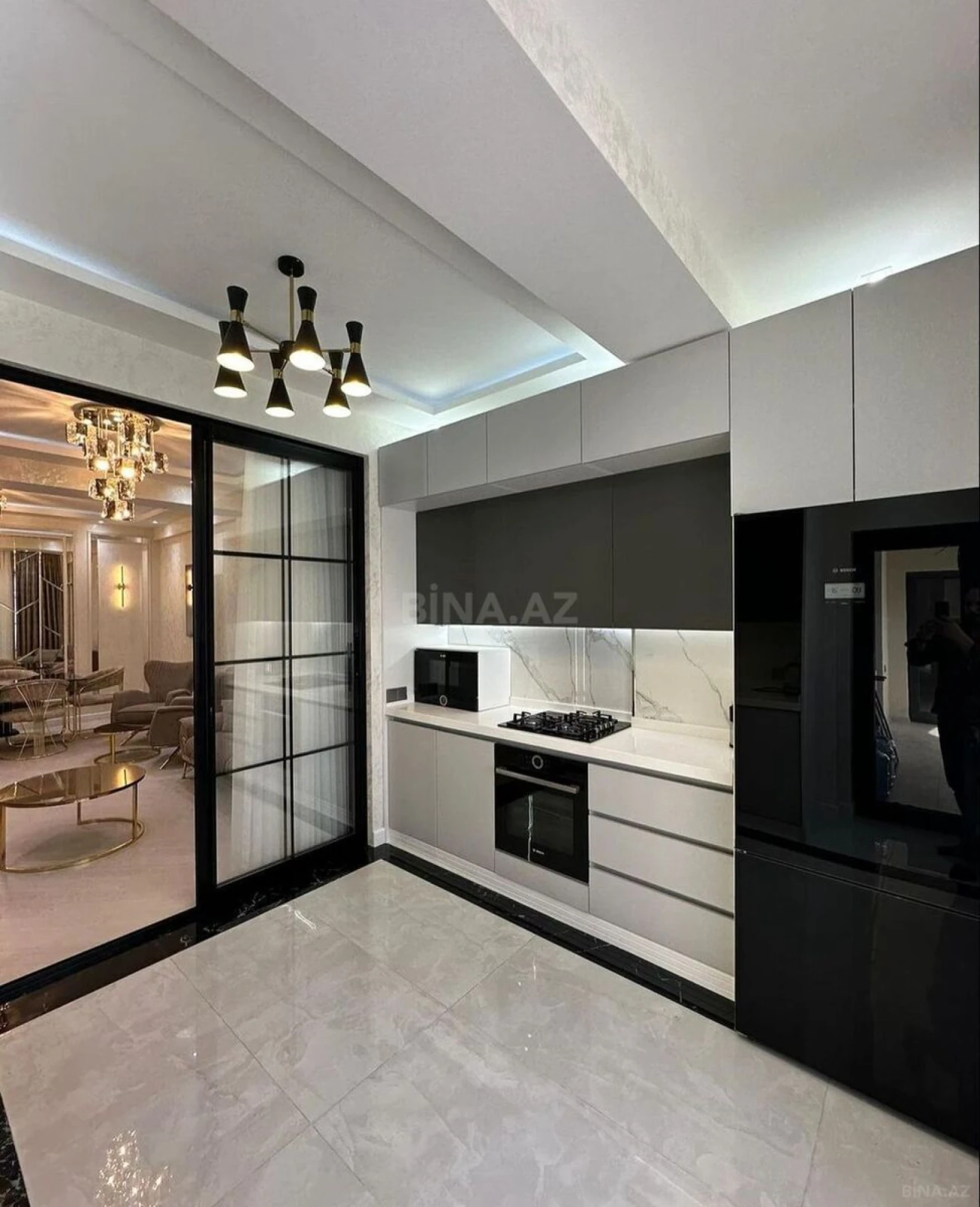 Satılır 3 otaqlı mənzil 105 m²