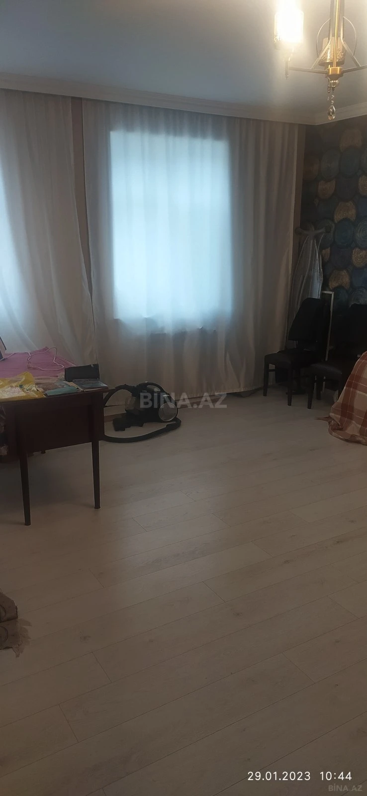 Satılır 4 otaqlı həyət evi 132 m²