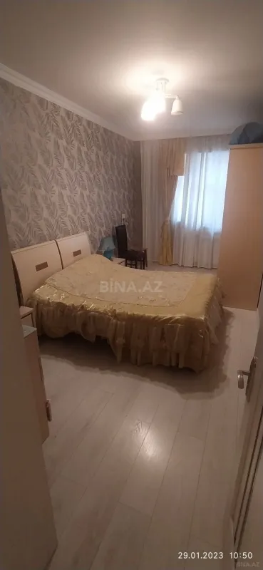 Satılır 4 otaqlı həyət evi 132 m²