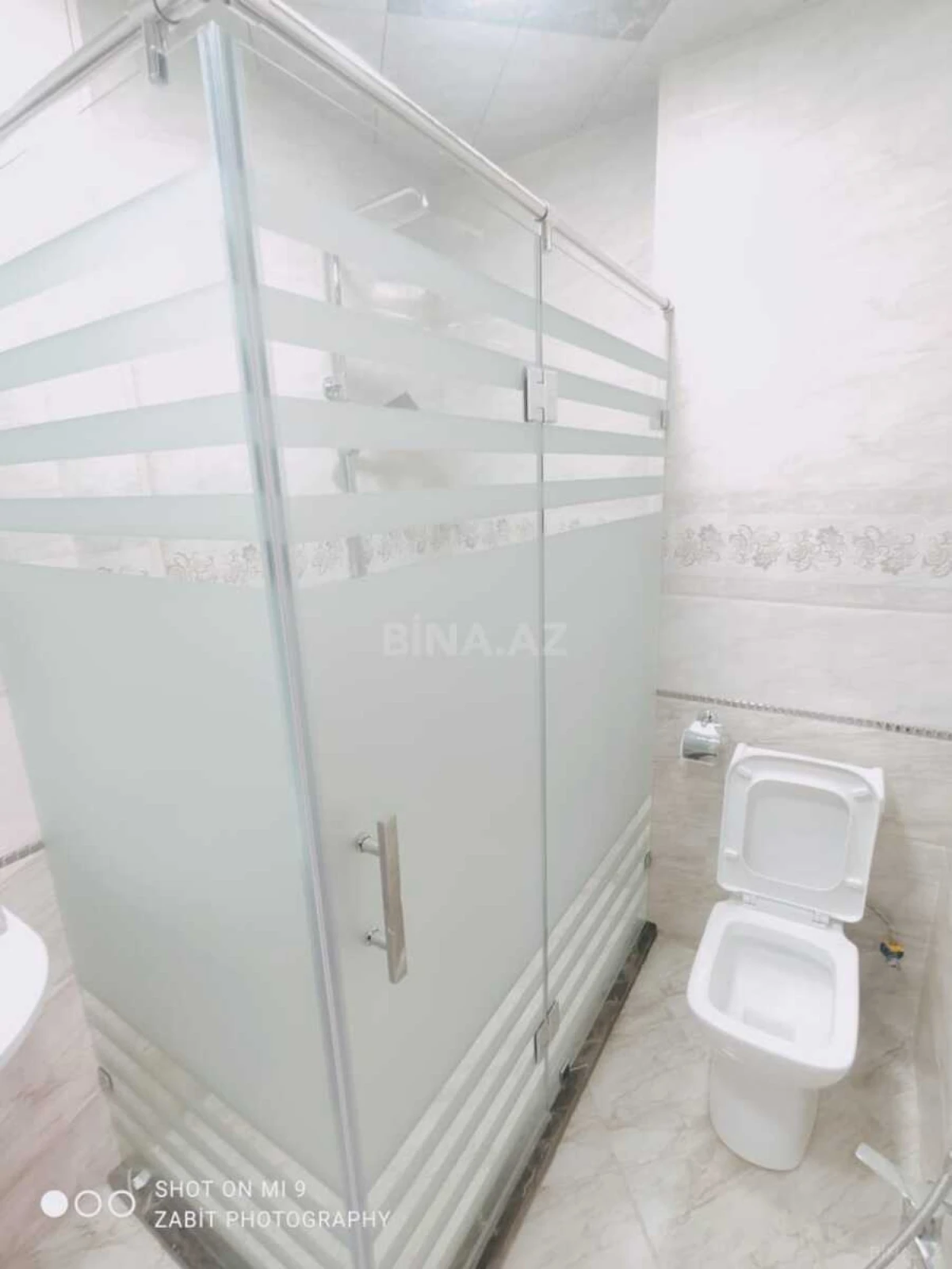 Kirayə verilir 2 otaqlı mənzil 80 m²