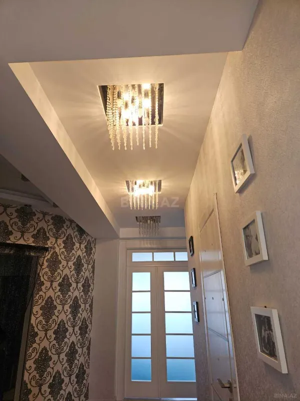 Satılır 2 otaqlı mənzil 105 m²