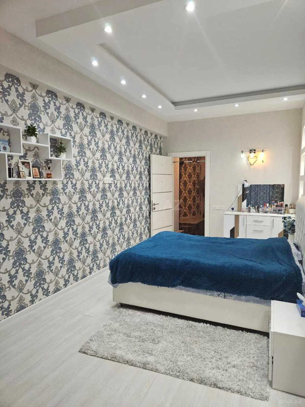 Satılır 2 otaqlı mənzil 105 m²