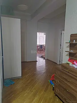 Satılır 2 otaqlı mənzil 110 m²