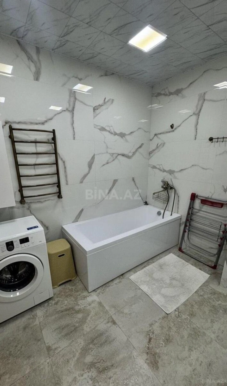 Kirayə verilir 3 otaqlı mənzil 135 m²