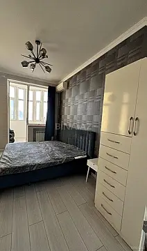 Kirayə verilir 3 otaqlı mənzil 135 m²
