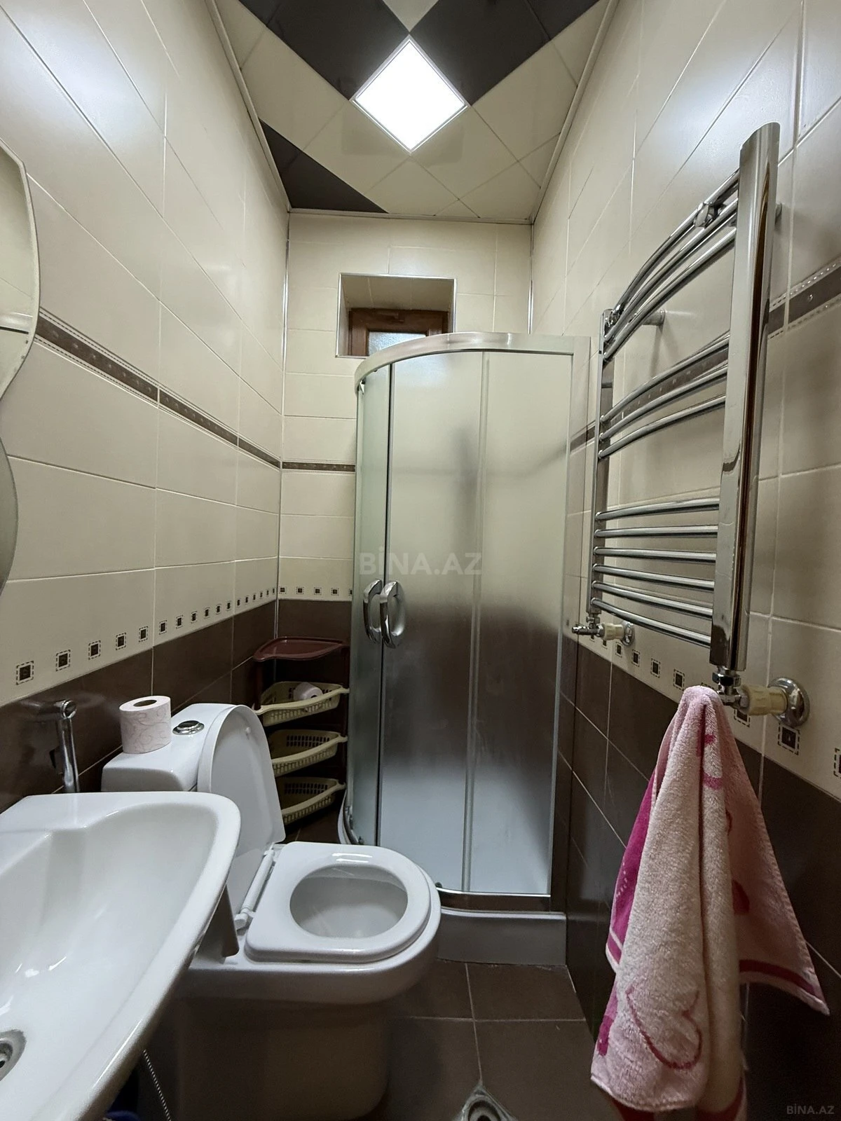 Satılır 6 otaqlı həyət evi 250 m²