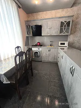 Kirayə verilir 2 otaqlı mənzil 55 m²