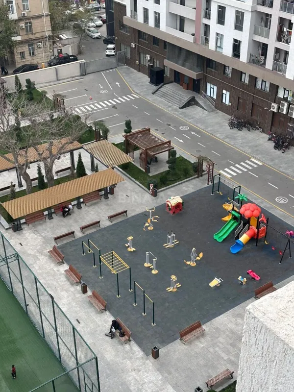 Kirayə verilir 2 otaqlı mənzil 60 m²