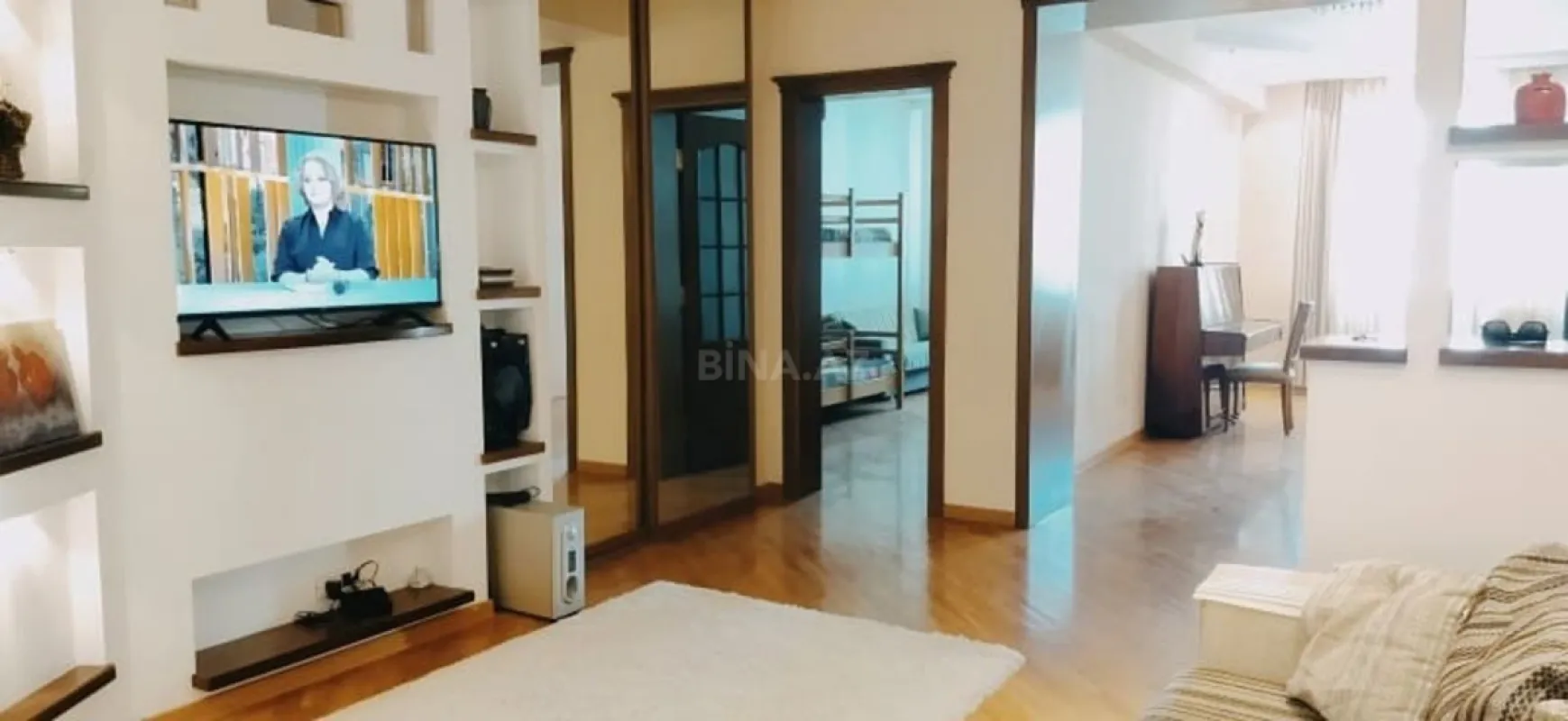 Kirayə verilir 3 otaqlı mənzil 95 m²
