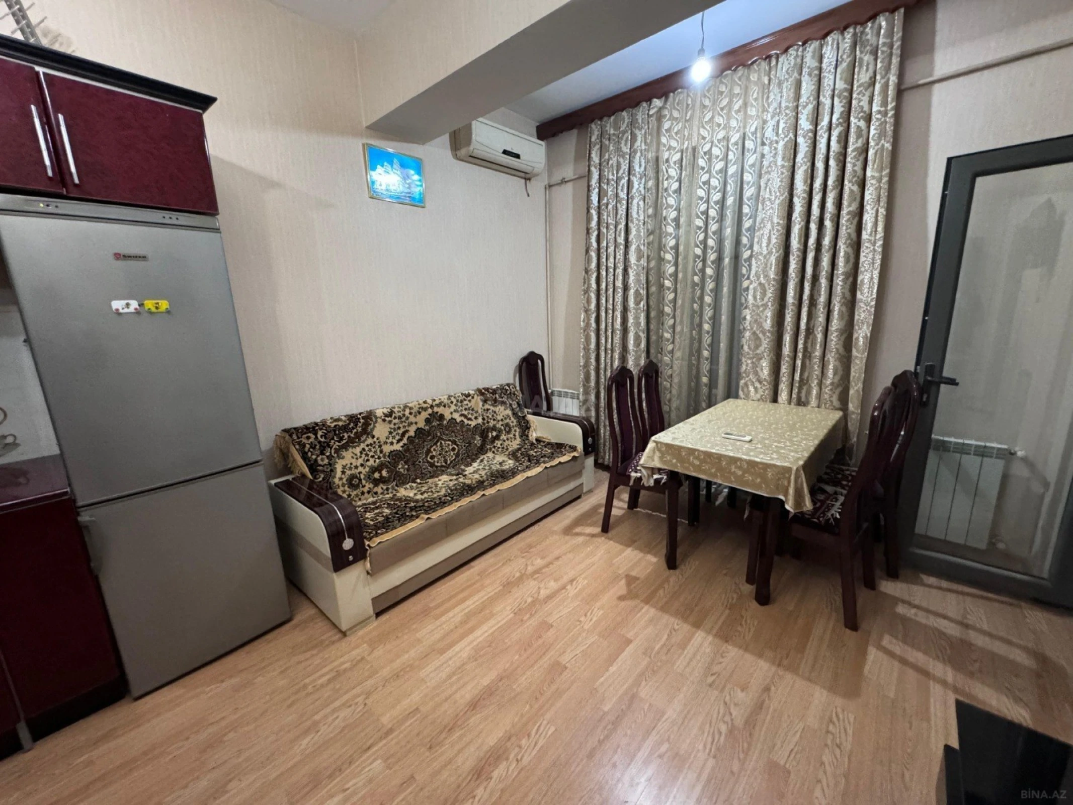 Kirayə verilir 2 otaqlı mənzil 60 m²