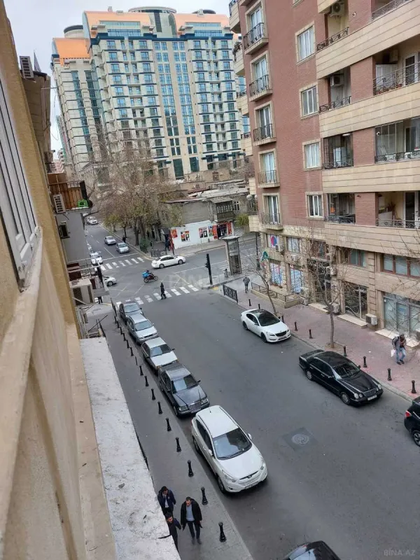 Kirayə verilir 3 otaqlı mənzil 90 m²