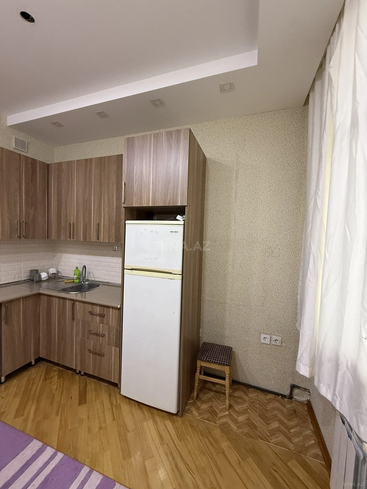 Kirayə verilir 2 otaqlı mənzil 85 m²