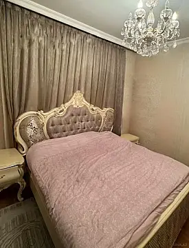 Kirayə verilir 2 otaqlı mənzil 65 m²