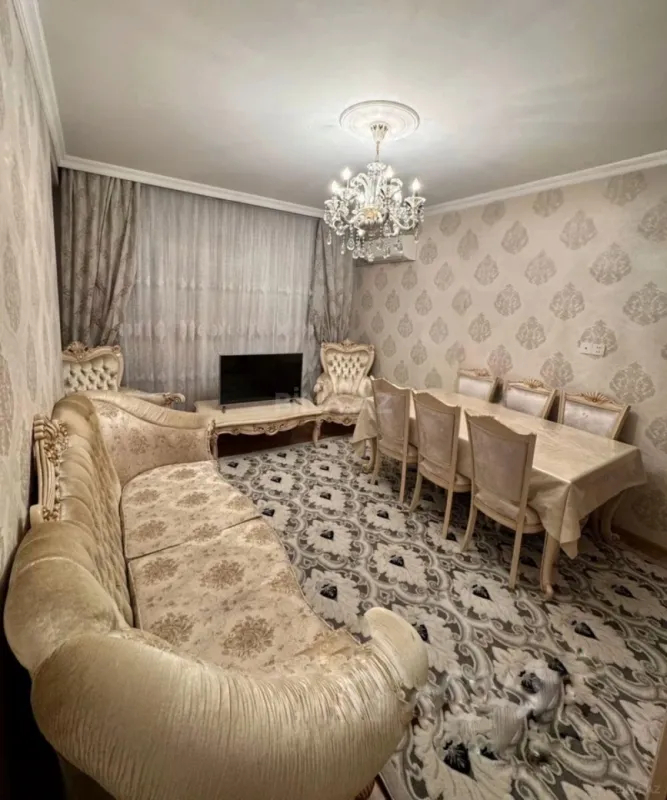 Kirayə verilir 2 otaqlı mənzil 65 m²