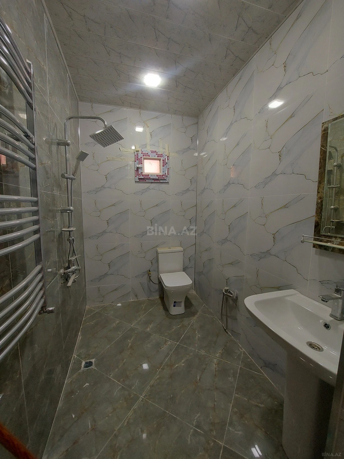 Satılır 4 otaqlı həyət evi 130 m²