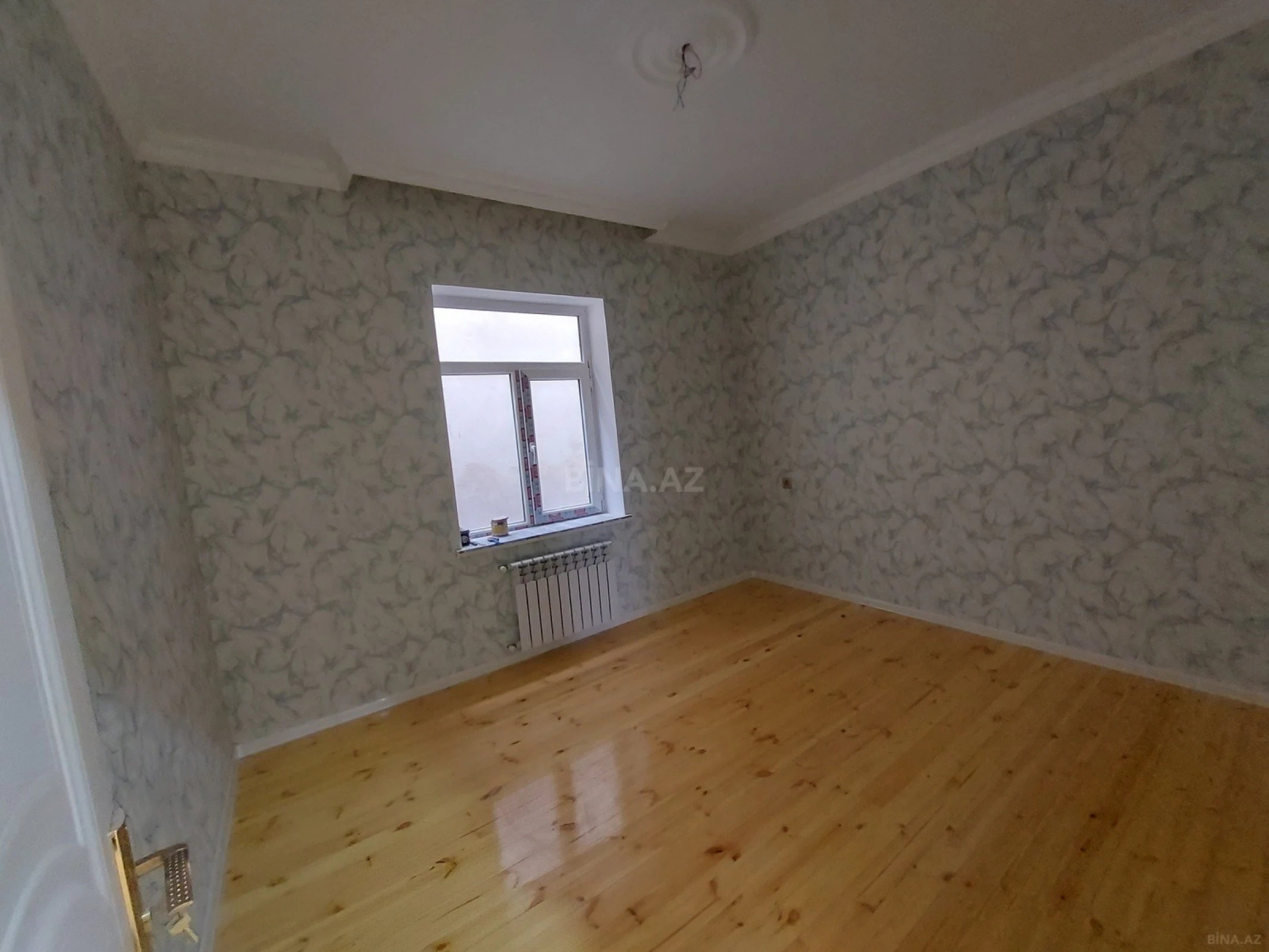 Satılır 4 otaqlı həyət evi 130 m²