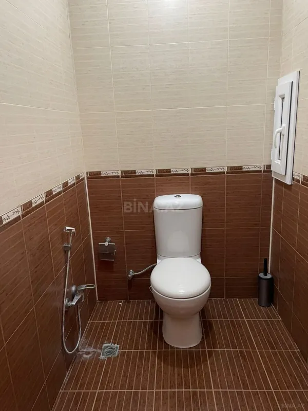 Kirayə verilir 2 otaqlı mənzil 110 m²