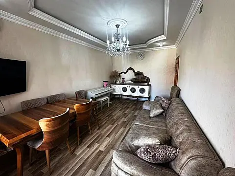 Satılır 3 otaqlı mənzil 55 m²