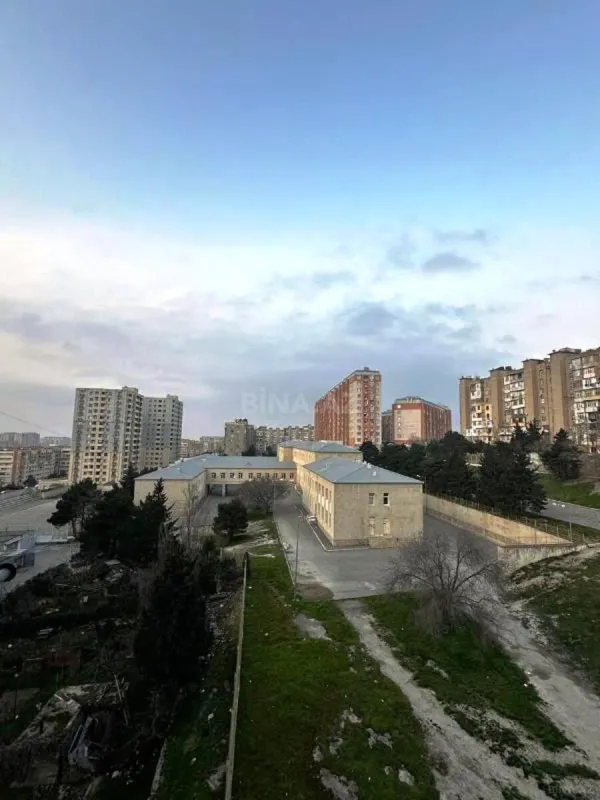 Satılır 3 otaqlı mənzil 55 m²