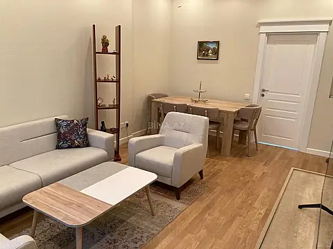 Kirayə verilir 2 otaqlı mənzil 60 m²