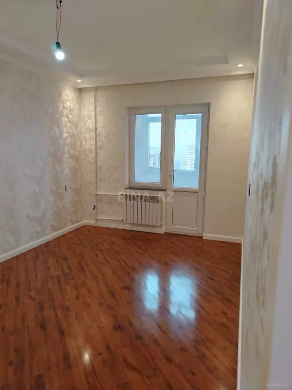 Satılır 2 otaqlı mənzil 65 m²