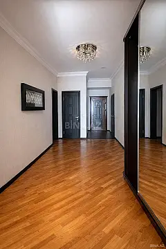 Satılır 3 otaqlı mənzil 122 m²