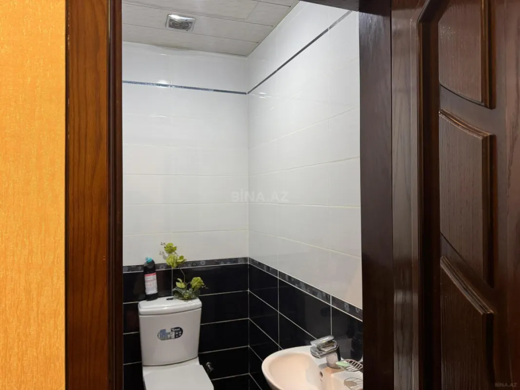 Satılır 3 otaqlı mənzil 125 m²